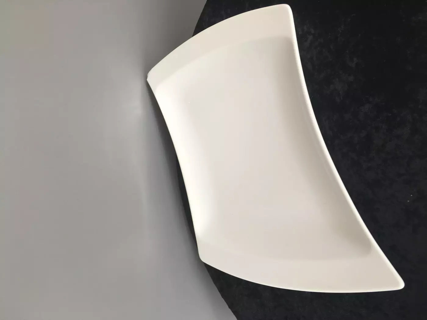 Assiette rectangulaire 21 x 31 / 23 x 34