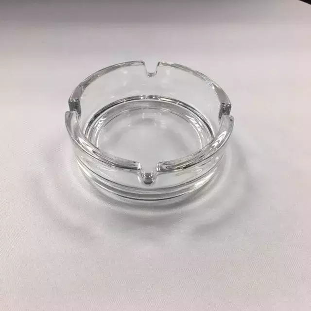 Cendrier en verre