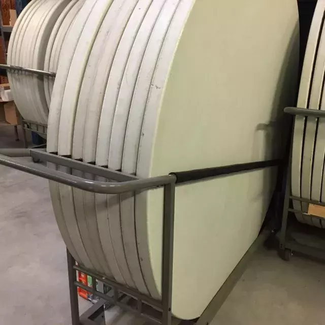 Table ronde plastique diamètre 180 ( 10 pers )